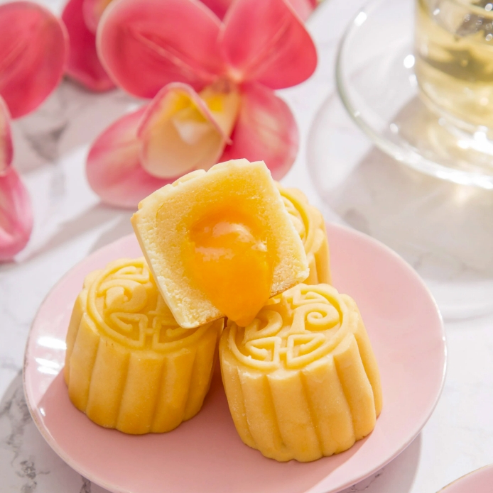 Bánh trung thu truyền thống khác hiện đại ở điểm nào?